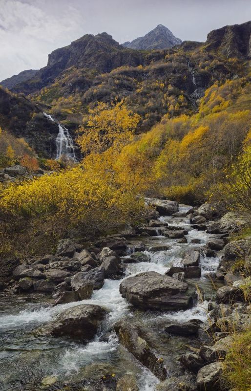 Осенний Кавказphoto preview