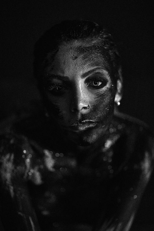 девушка,жанр,портрет,фотография,модель,арт,portrait,photography, middle,nature,soul,свет,girl,canon 35mm, woman,monochome,ню,гламур photo preview