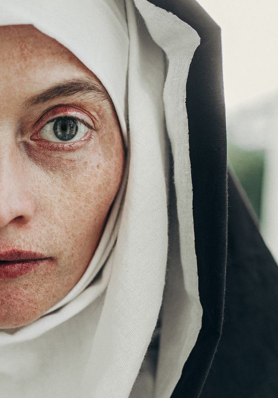 постановочное фото, художественное фото, canon, девушка Бригиттаphoto preview