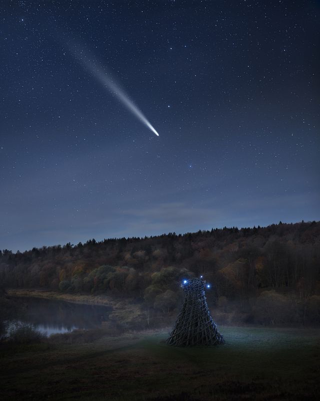 комета, никола-ленивец Свет далёких кометphoto preview