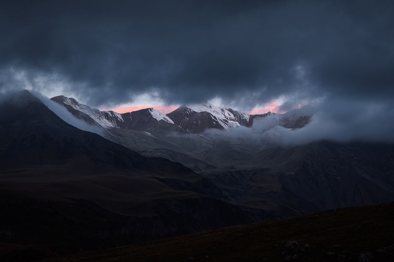 кавказ, горы, осень, грузия, georgia, гудаури, утро, рассвет Горные просветы фото превью