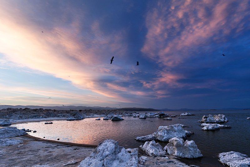 mono lake california sunset Mono lake, California, USAphoto preview
