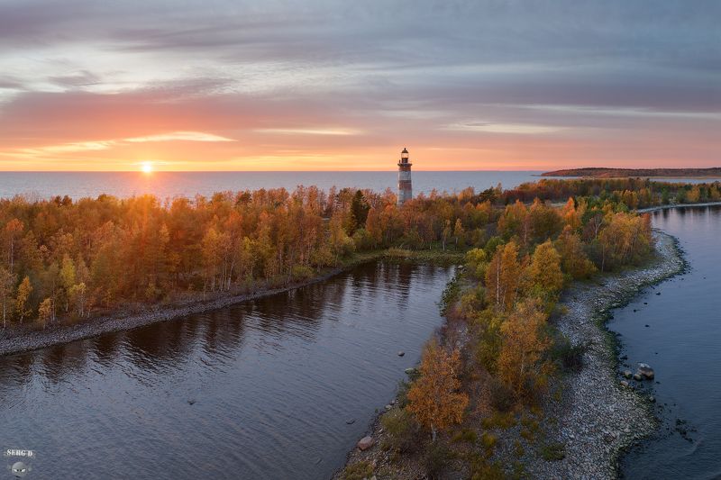 Маяк на острове Хейнялуото, Ладожское озероphoto preview