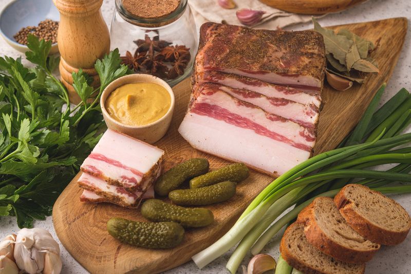 сало Сальный деньphoto preview