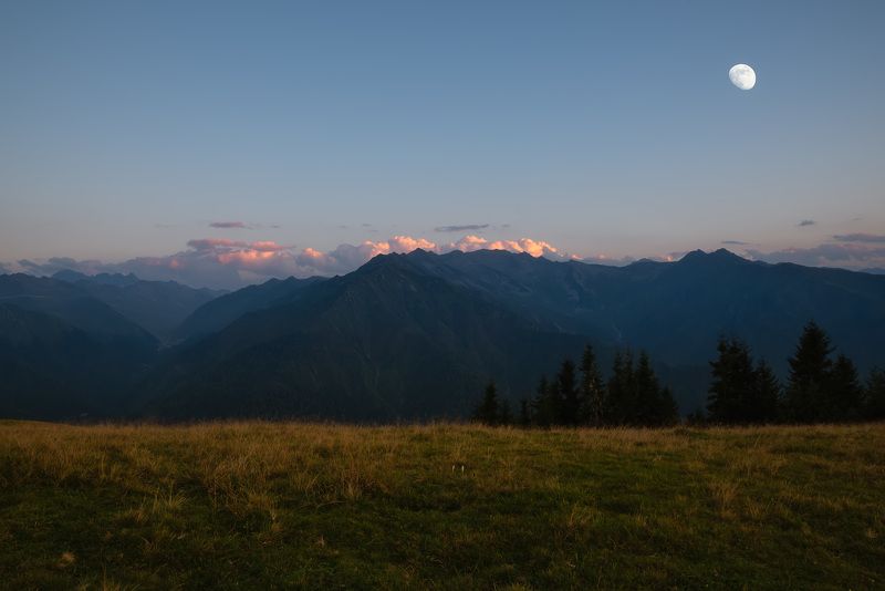 Вечерелоphoto preview