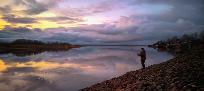 мобильная фотография, река, вечер, закат О золотой рыбке, или где живёт счастьеphoto preview