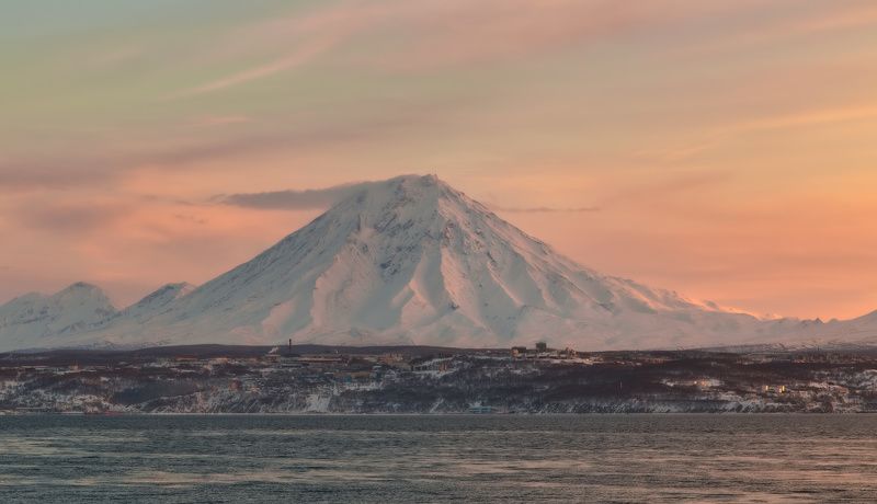 камчатка, зима, вулкан, утро, свет утренний свет фото превью