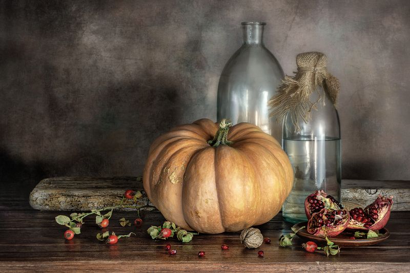 шиповник,тыква,тень,свет,ретро,натюрморт,еда,гранат,бутылки *****photo preview