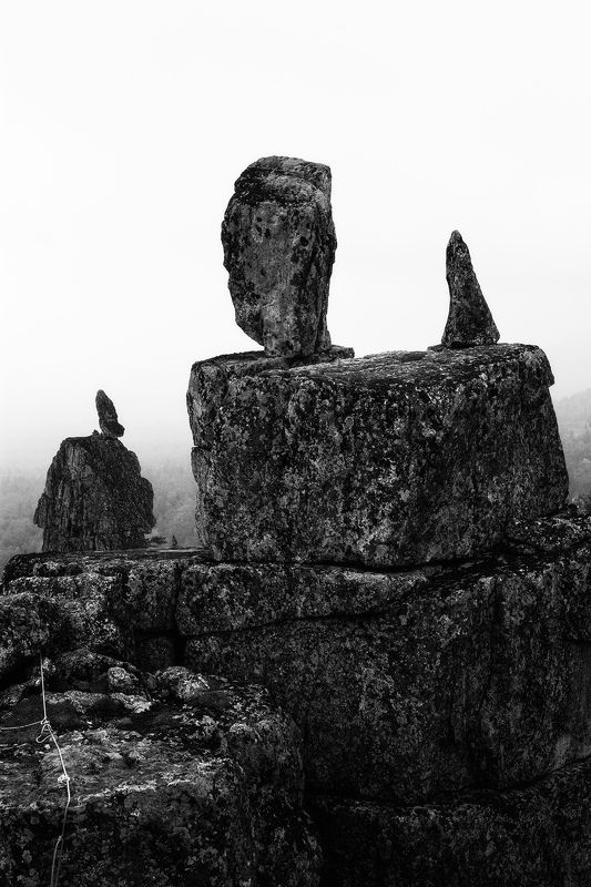 Инзерские зубчатки, Южный Урал, урал Балансирующие камни photo preview