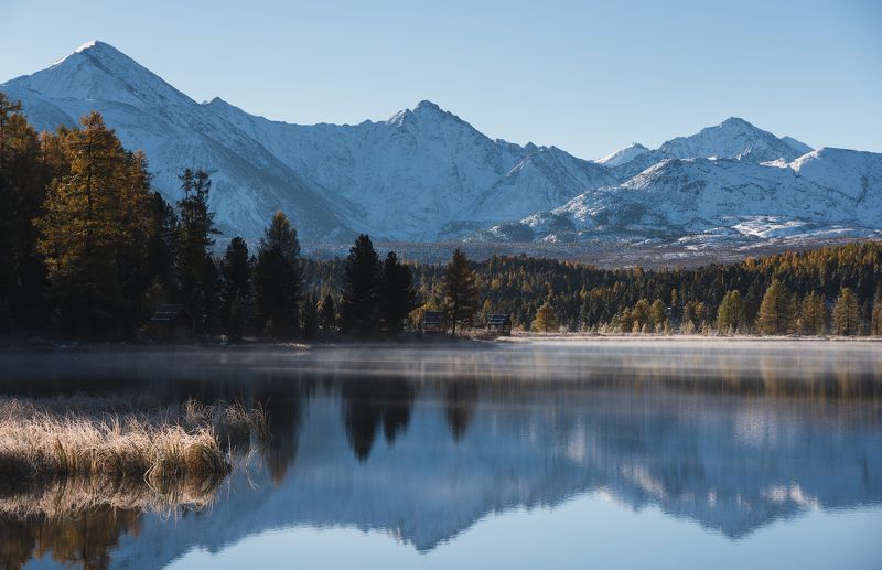 горы, алтай, рассвет, озеро, осень, золото, иней, туман, mountains, altay, sunrise, lake, autumn, golden, frost, fog Осень на Алтаеphoto preview