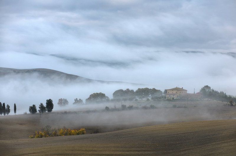 Осенний островокphoto preview