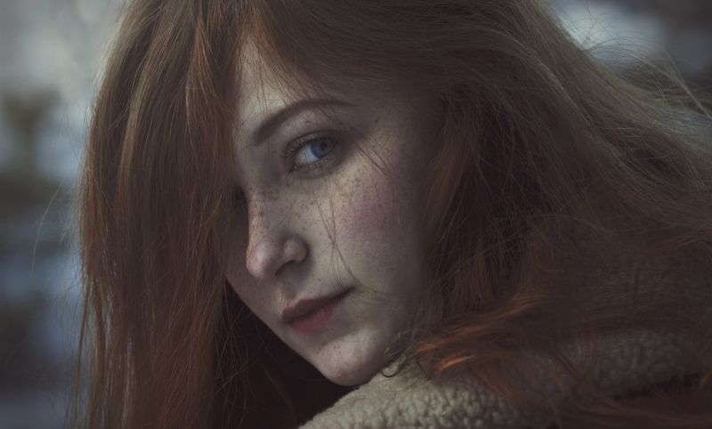 #portrait #girl #redhead #winter #freckles Honorataphoto preview