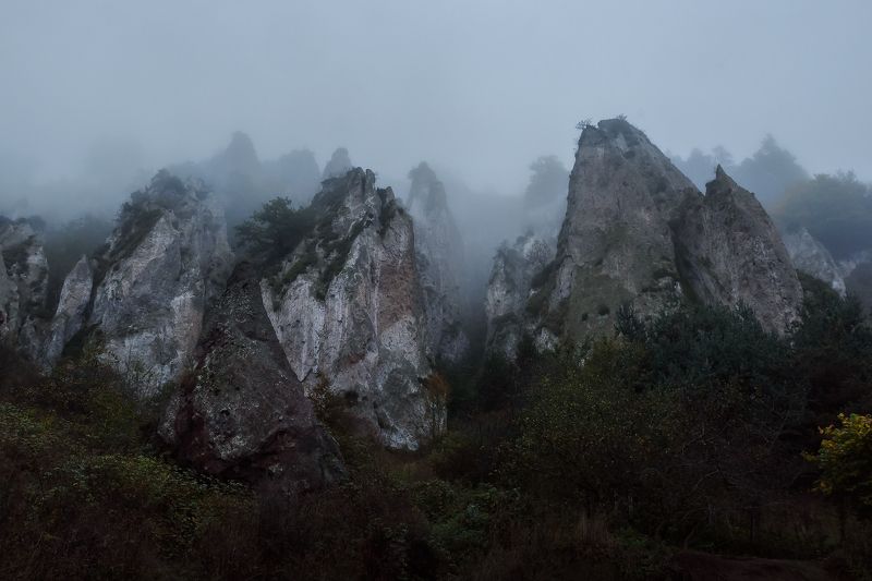 кавказ, горы, осень, армения, armenia, горис, туман, останцы Парящие скалы Горисаphoto preview