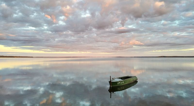 озеро Тишинаphoto preview