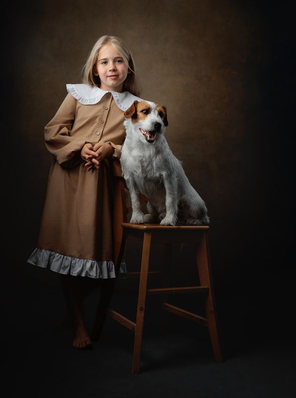 Винтаж Девочка с собачнойphoto preview