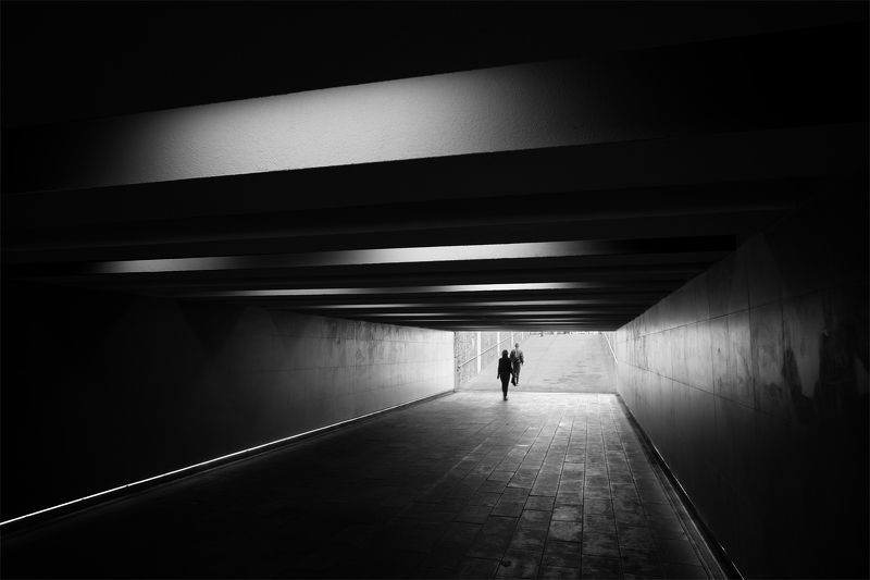 город,черно-белое,архитектура, линии,переход Переходphoto preview