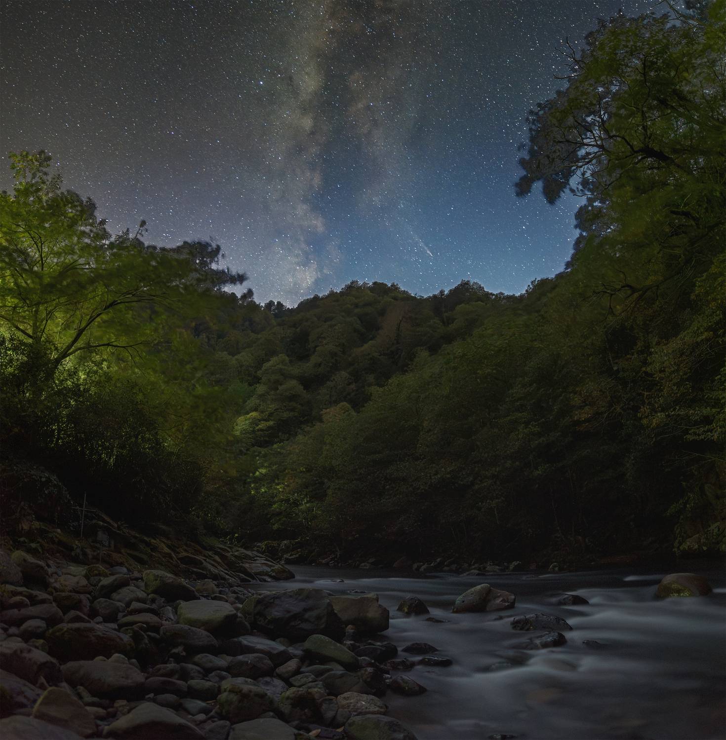 Прощание с кометой C/2023 A3 (Tsuchinshan – ATLAS). Автор: Кудашкина Ксения астрофото, астрофотография, ночь, астрономия, астропейзаж, кавказ, млечный путь, грузия, комета, звезды, ночное небо, night, nightphotography, stars, milkyway, longexposure, Кудашкина Ксения