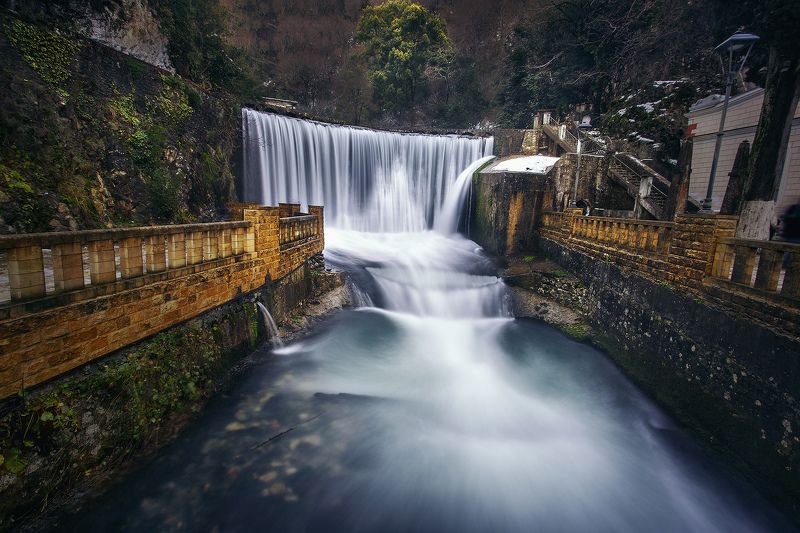 Абхазия, Афон, Водопад, Гэс Новоафонская гэсphoto preview