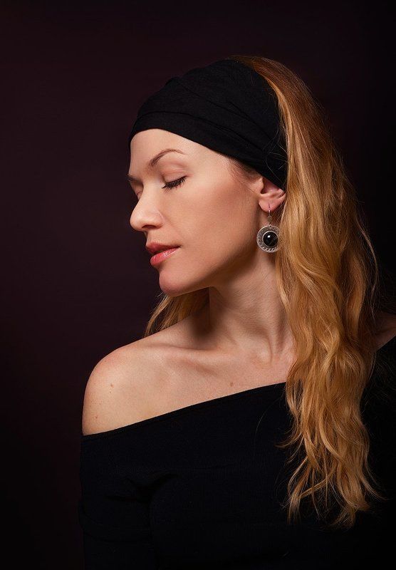 девушка, портрет, серьга, классический, girl, portrait, earring Девушка с  серёжкойphoto preview