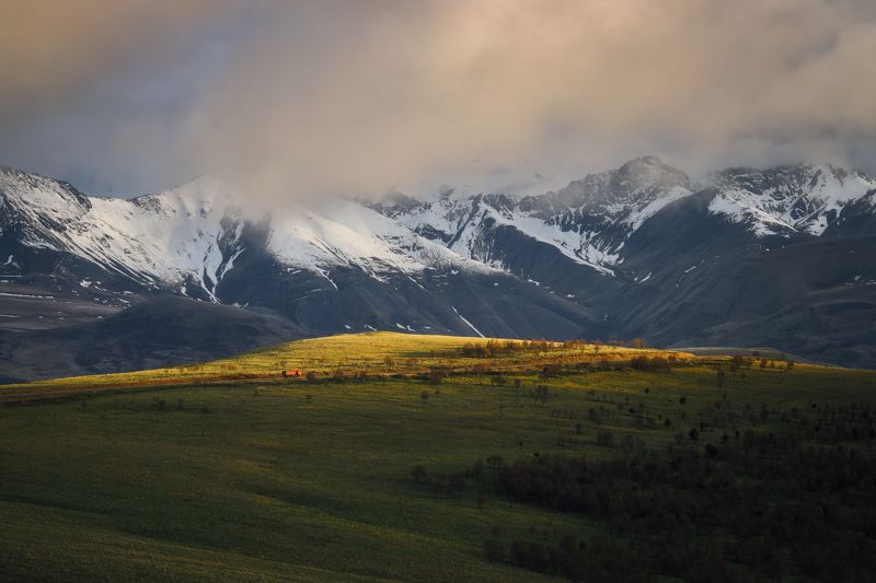 пейзаж,горы,кавказ,закат,облака,главный кавказский хребет Грузовичокphoto preview