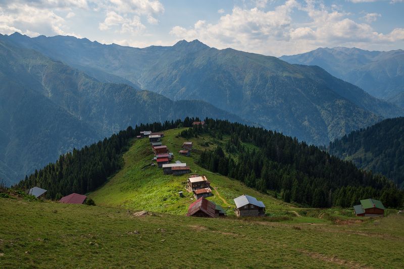 Затерявшиеся в горахphoto preview