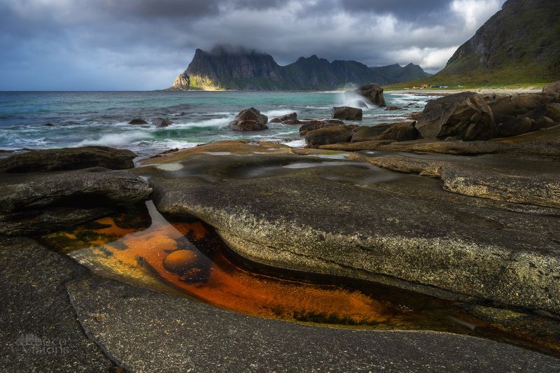 lofoten,uttakleiv,shore,shoreline,seascape,landscape,mountains,norway,nature, Unreal colors of Uttakleivphoto preview