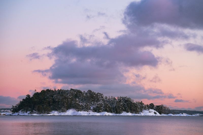 остров, облака, зима Остров в архипелагеphoto preview