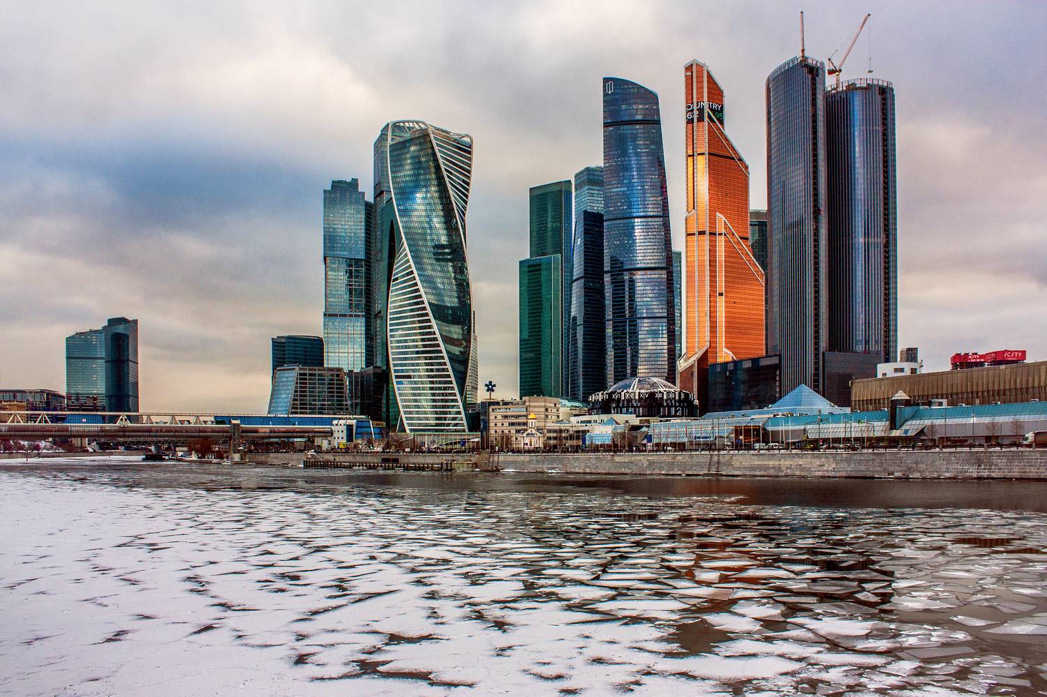 Москва сити.. Автор: Плотников Андрей , Плотников Андрей