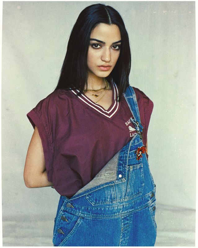 portrait, fashion, editorial, fashionphotography, girl, model, film, analog, 35mmfilm Blue Jeansphoto preview