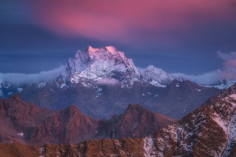 Гора Домбай-Ульген на закатеphoto preview