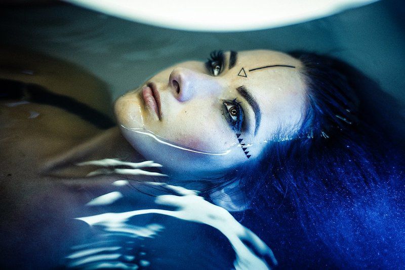 girl blue portrait eyes water bluephoto preview