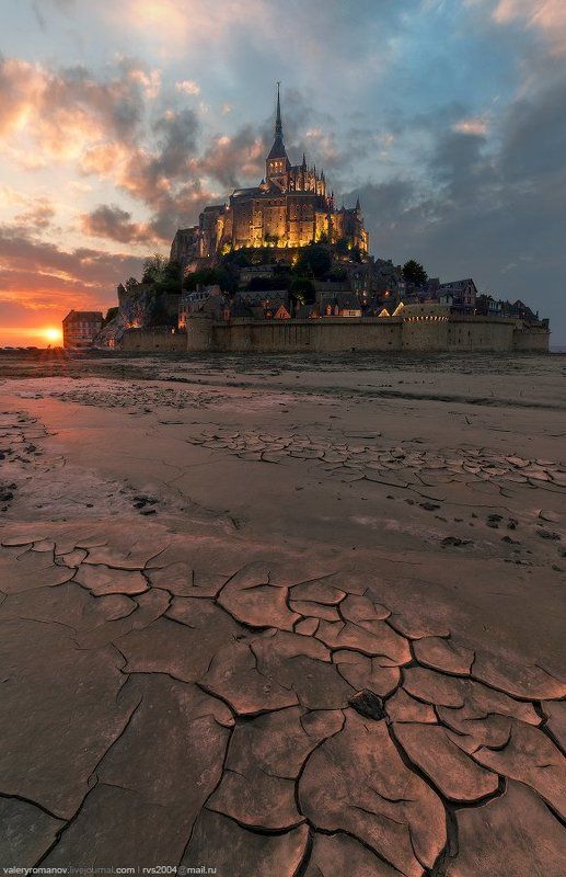 Закат, Мон-Сен-Мишель, Нормандия, Франция, Mont Saint-Michael, романов Закат в бухте Мон-Сен-Мишельphoto preview