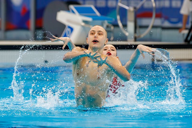 плавание, синхронное плавание, спорт Крыльяphoto preview