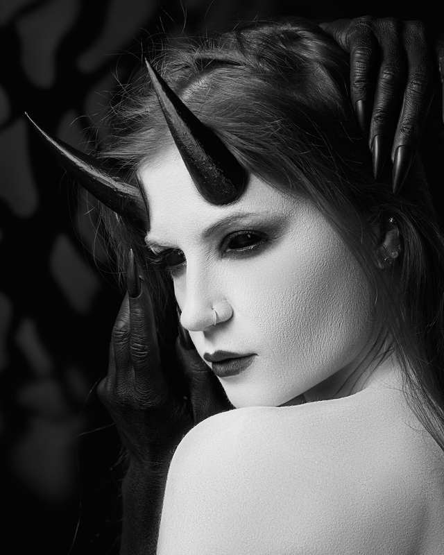 Демонphoto preview