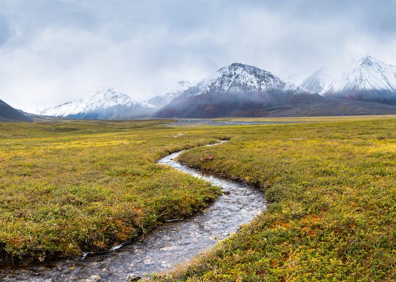 Якутия, Сунтар-Хаята, горы Суровые долины Якутииphoto preview