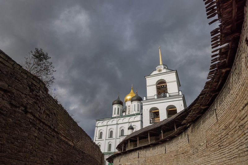 Псков. Троицкий кафедральный соборphoto preview