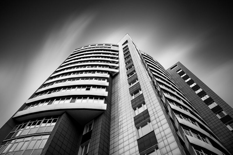 черно- белое, чб, фасад, красноярск, здание, город, архитектура, дом, вверх, ритм Фасад домаphoto preview