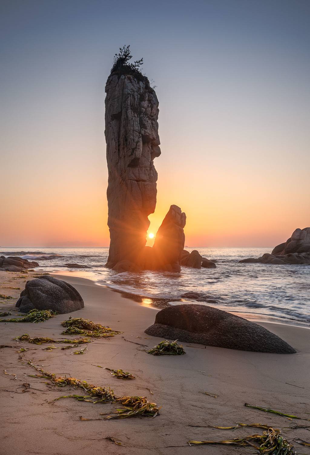 Кекур «Самурай»... Kekur "Samurai".... Автор: Евгений Важенин , Евгений Важенин