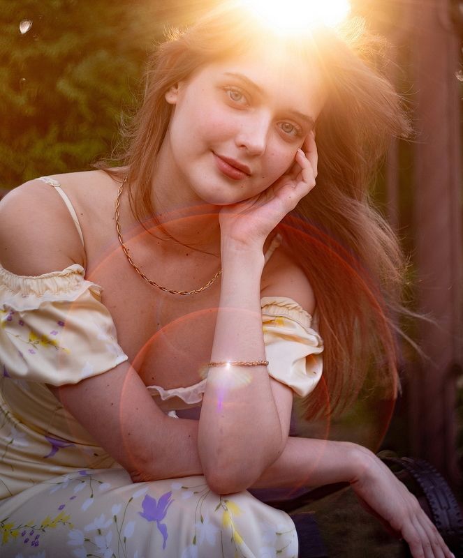 гелиос, старый объектив, ссср, ретро, блики, контровый свет, портрет, модель, девушка СОЛНЕЧНАЯphoto preview