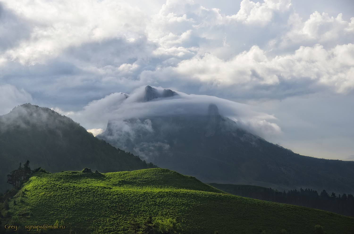 Симфония Стихий. Автор: Сергей Павлов Тхач горы облака скалы, Сергей Павлов