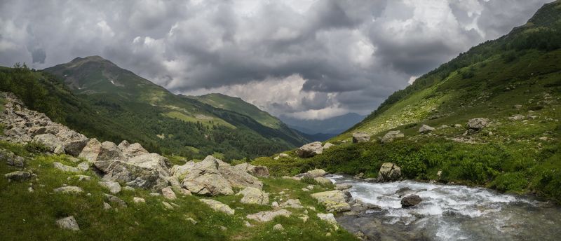 У реки.photo preview