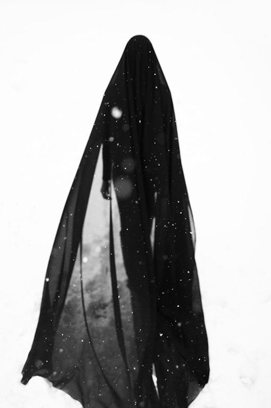 Black on whitephoto preview