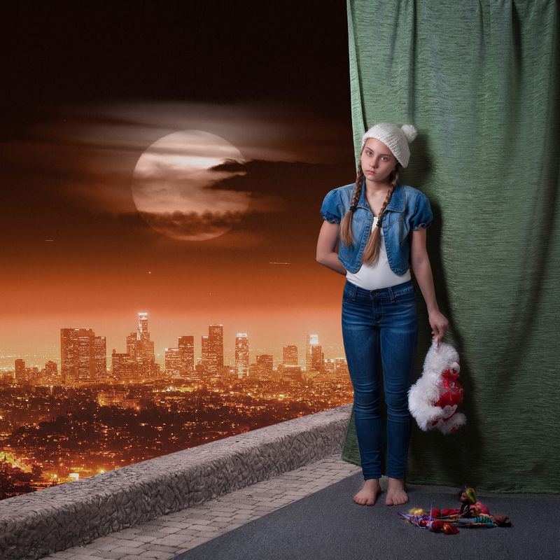 девочка, парусник, море, океан, подросток, детство, игрушки, луна, город, ночь, Куда уходит детство...photo preview