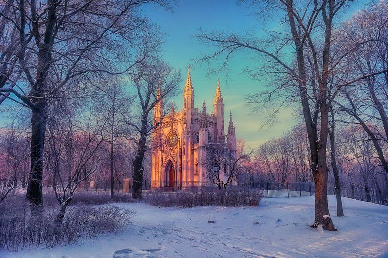 Капелла в зимний периодphoto preview