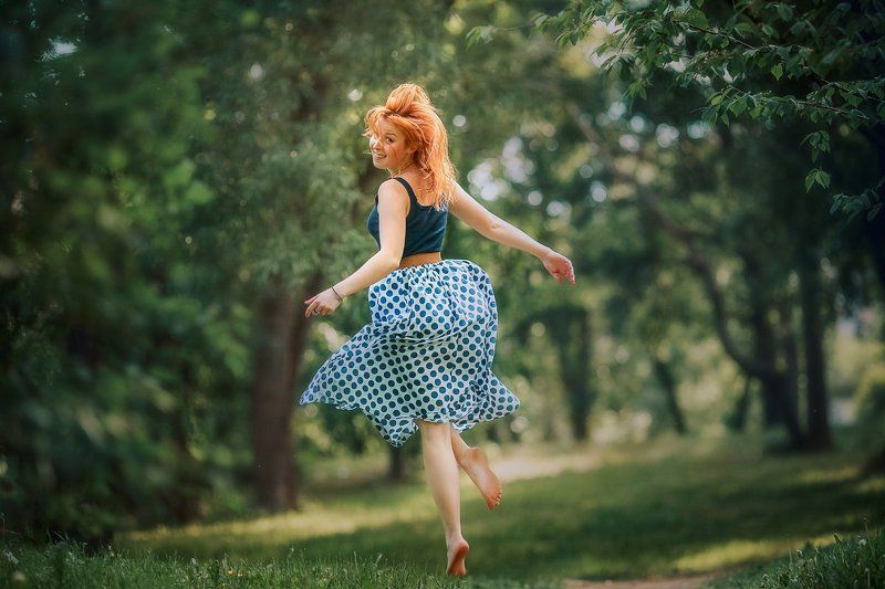 девушка Летоphoto preview