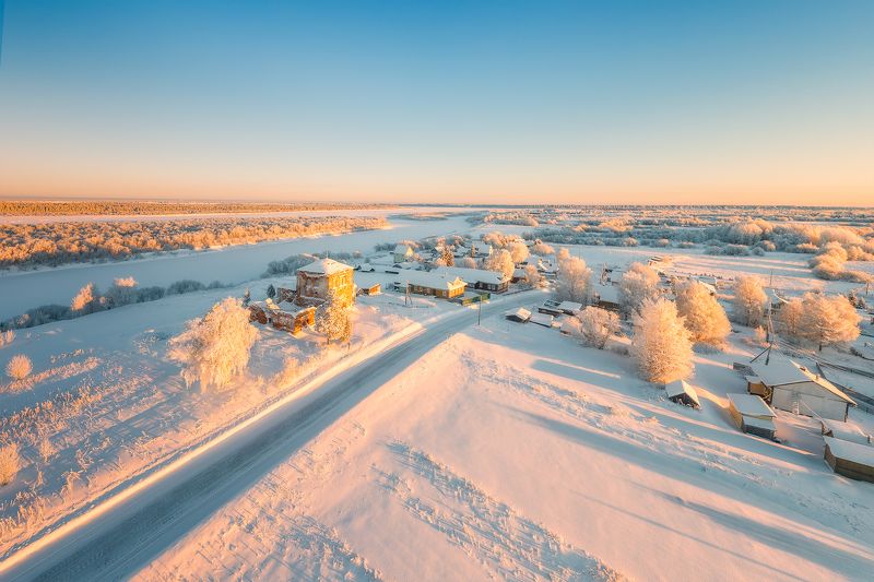 Зимний пейзаж глубинки Русского Севераphoto preview