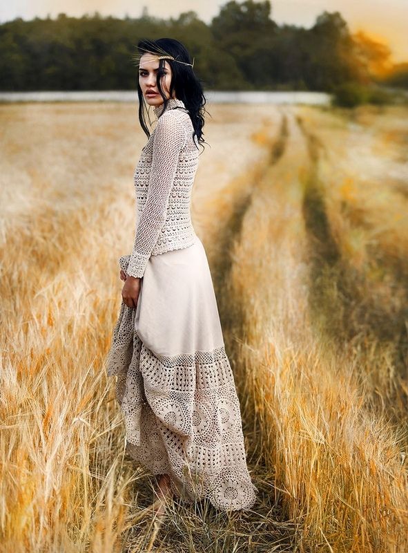 девушка, красивая, в поле, поле, портрет, свет, на природе, фотография, жанр, платье Портрет Лерыphoto preview