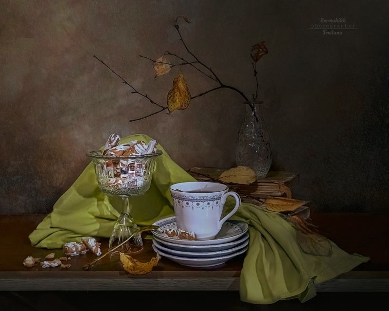 натюрморт,  ваза, цветы, бокал,ветки, осень, чайные истории, фото на окне, Вдохновение фото превью