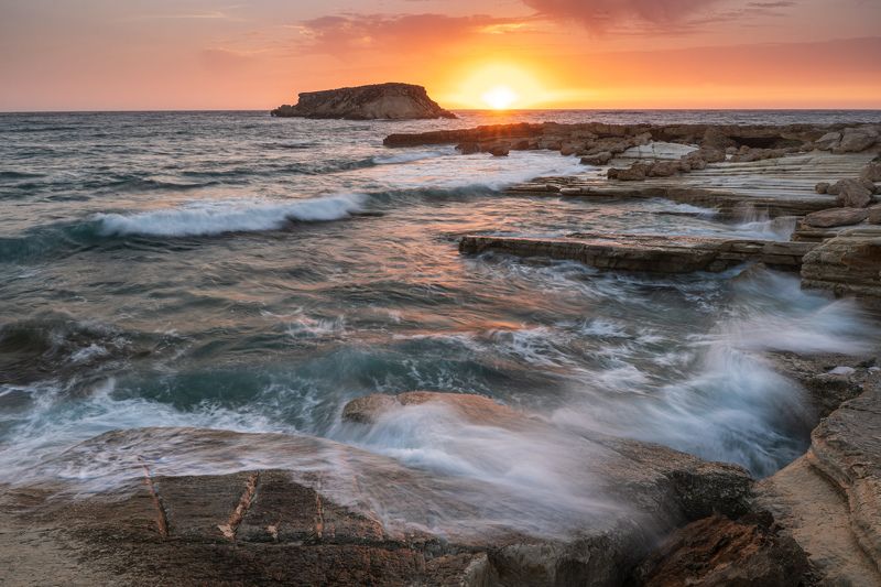 Вечер на средиземном мореphoto preview