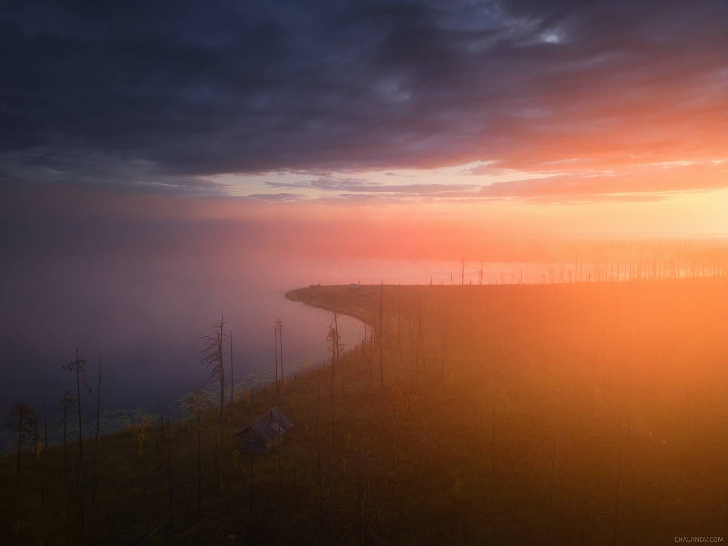 пейзаж, рассвет, озеро, туман, солнце, облака, дрон, Иван Чаланов